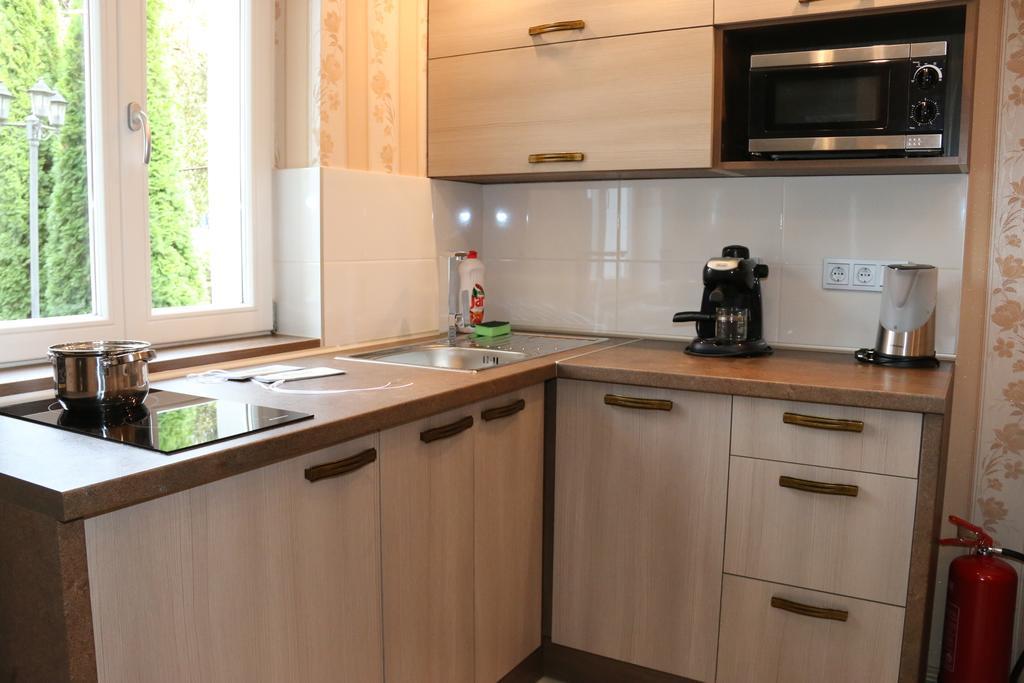 Aradi Vendégház Miskolc Esterno foto